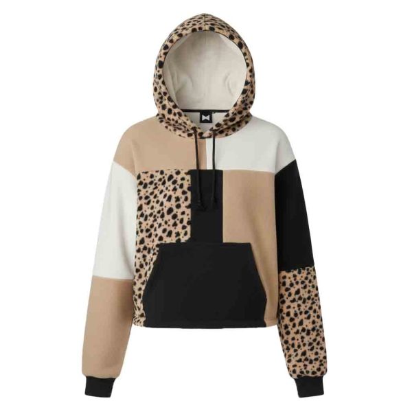 Lightweight women’s tracksuit with smooth finish