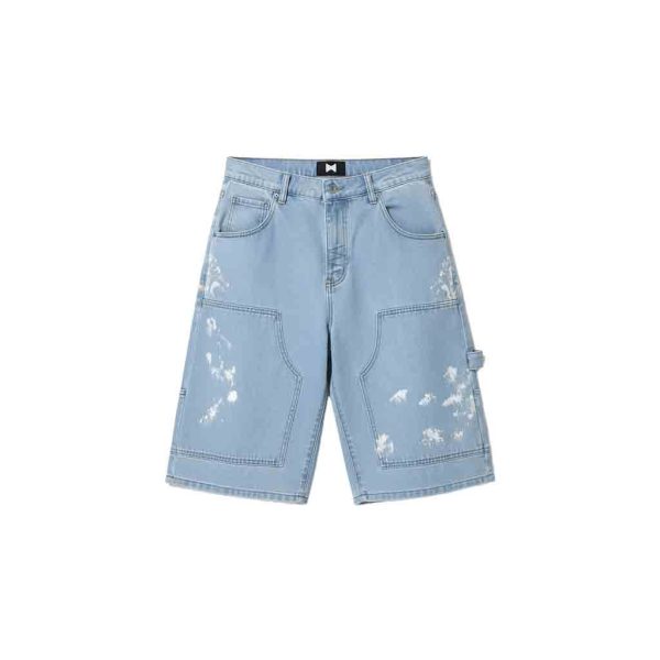 Fashionable casual shorts designed for comfort