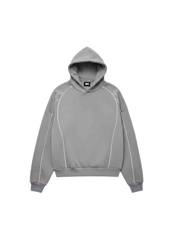 Clean-cut knitted hoodie with timeless style
