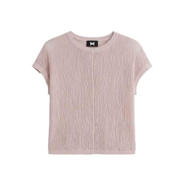 Soft cotton t-shirt with a relaxed, flattering fit