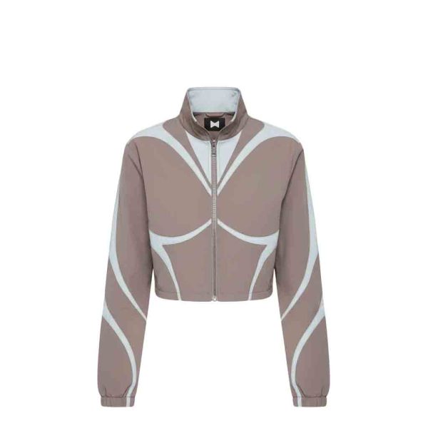 Stylish two-piece tracksuit for casual comfort