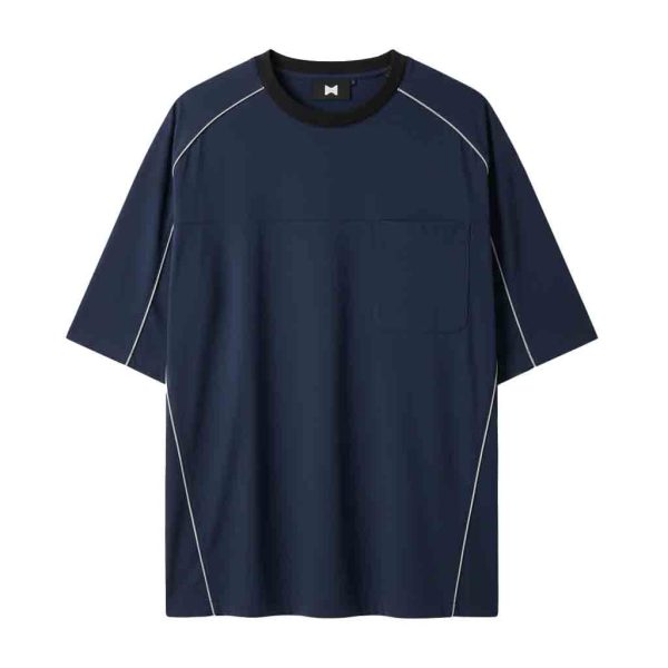 Modern street-style T-shirt for casual fashion