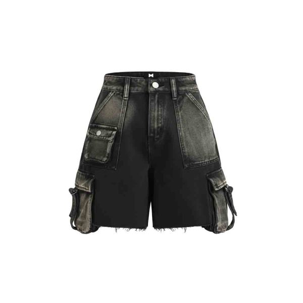 Soft-touch Short ideal for everyday fashion wear.