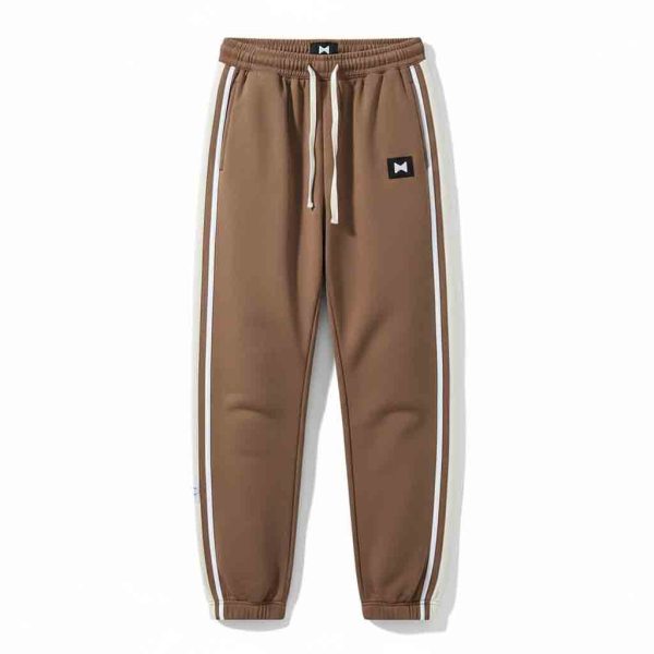 Clean-cut trousers with a refined modern fit