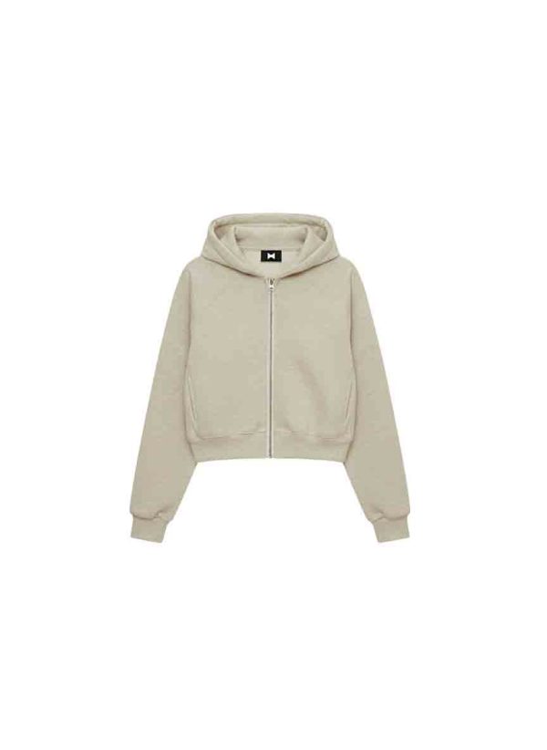 Urban-style hoodie with a contemporary fashion finish