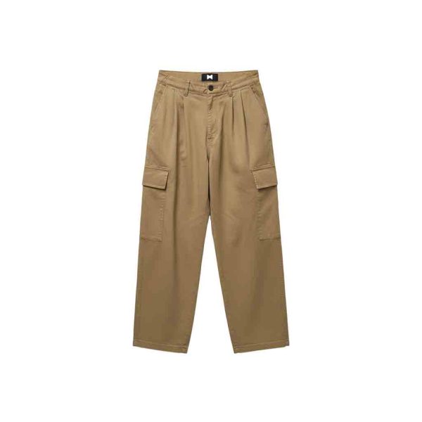 Fashion pants built for all-day wearability