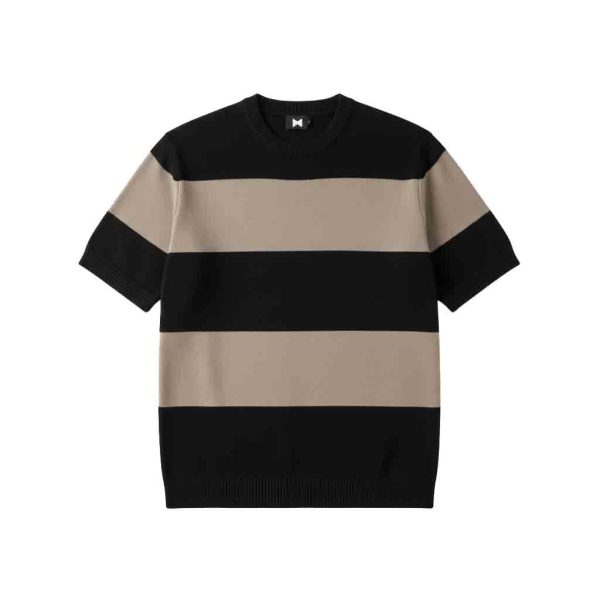 Clean Knitted design casual T-shirt for modern wardrobes