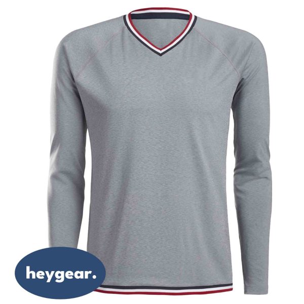 PullOver made for golfers who refuse to pause for weather.